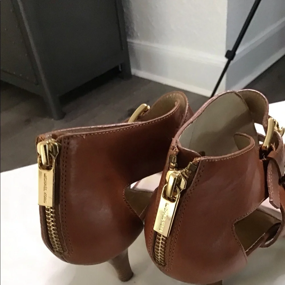 Michael Kors Strappy Heel Sandals Sz. 9M